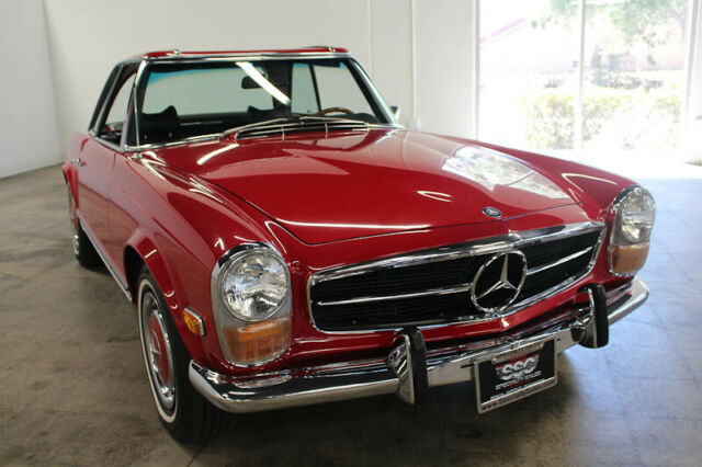 Mercedes-Benz SL-Class 1970 image number 4