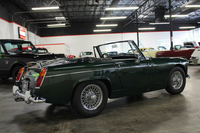 MG Midget 1967 image number 30