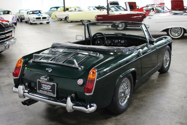 MG Midget 1967 image number 31