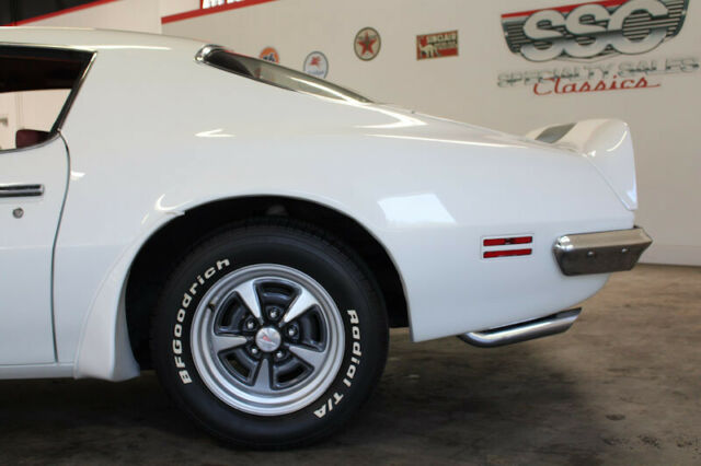 Pontiac Firebird 1970 image number 22