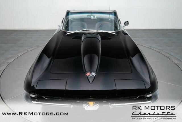 Chevrolet Corvette 1965 image number 46