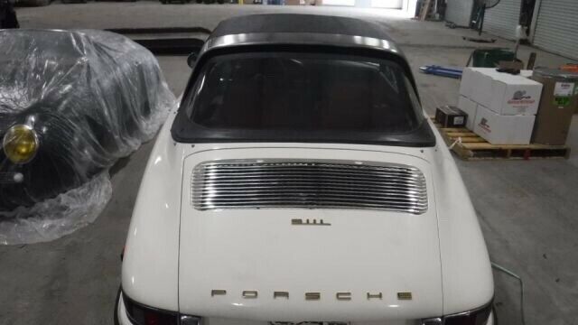 Porsche 911 1968 image number 17