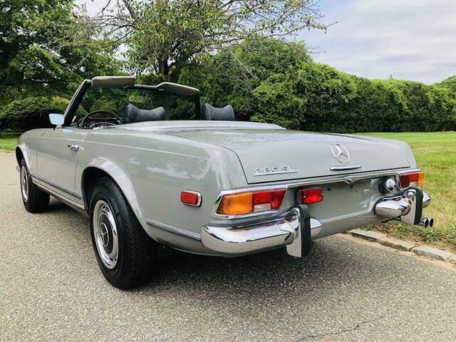 Mercedes-Benz SL-Class 1970 image number 32