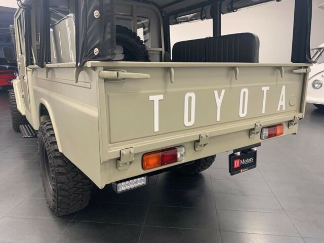 Toyota Land Cruiser 1979 image number 9