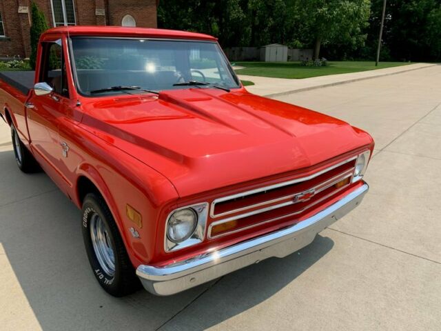 Chevrolet C-10 1968 image number 16