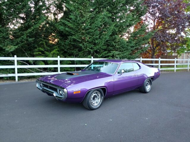 Plymouth Road Runner 1971 image number 0