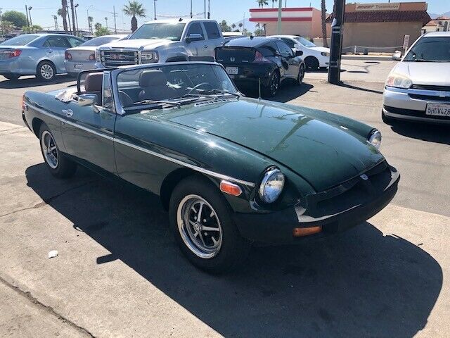 MG MGB 1977 image number 0