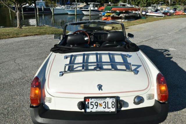 MG MGB 1979 image number 1