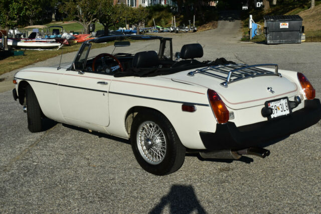 MG MGB 1979 image number 2