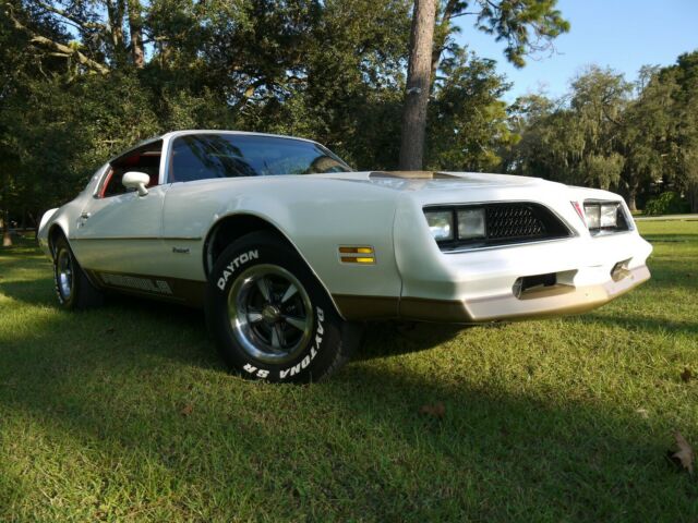 Pontiac Firebird 1978 image number 25