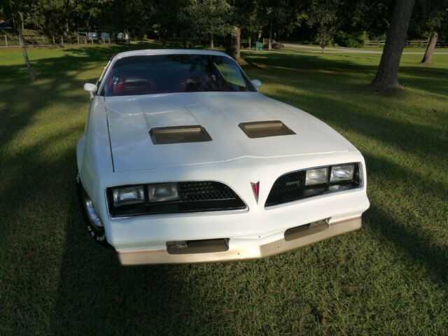 Pontiac Firebird 1978 image number 26