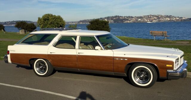 Buick Estate Wagon 1976 image number 17