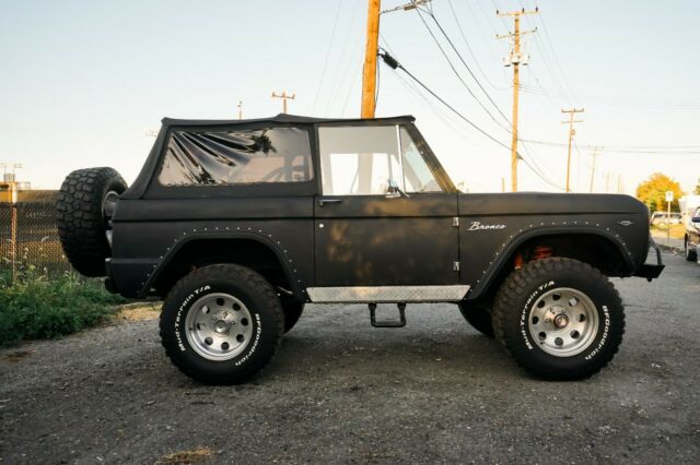 Ford Bronco 1967 image number 28