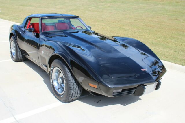 Chevrolet Corvette 1979 image number 0