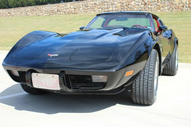 Chevrolet Corvette 1979 image number 30