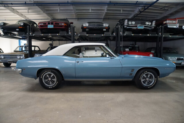 Pontiac Firebird 400 2 Door Hardtop 1969 image number 26