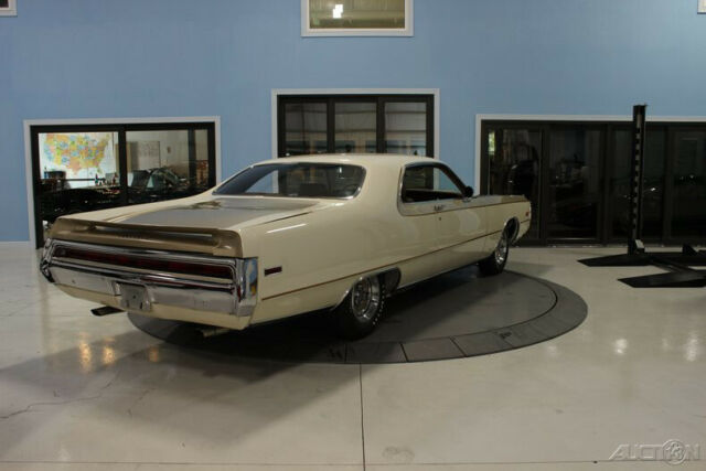 Chrysler 300 Series 1970 image number 28