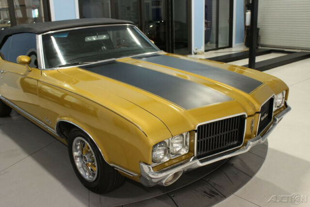 Oldsmobile Cutlass 1971 image number 10