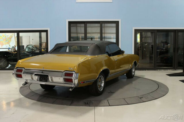 Oldsmobile Cutlass 1971 image number 28