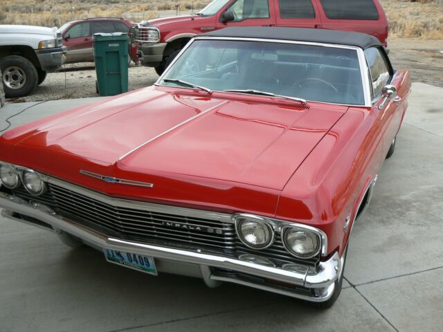 Chevrolet Impala 1965 image number 27