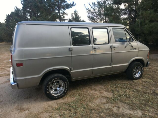 Dodge Ram Van 1979 image number 17