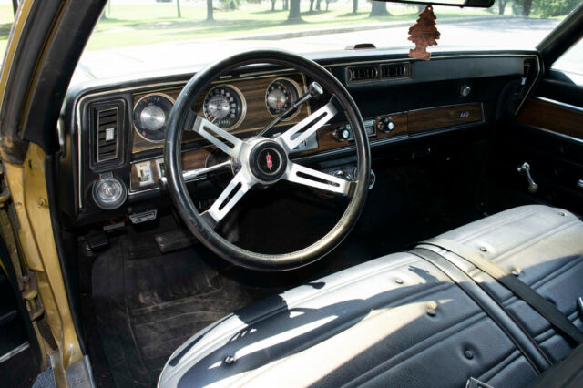 Oldsmobile 442 1972 image number 33