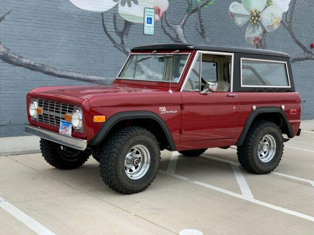 Ford Bronco 1975 image number 26