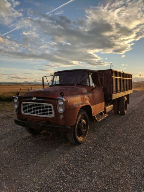 International Harvester B-160 Series 1960 image number 1