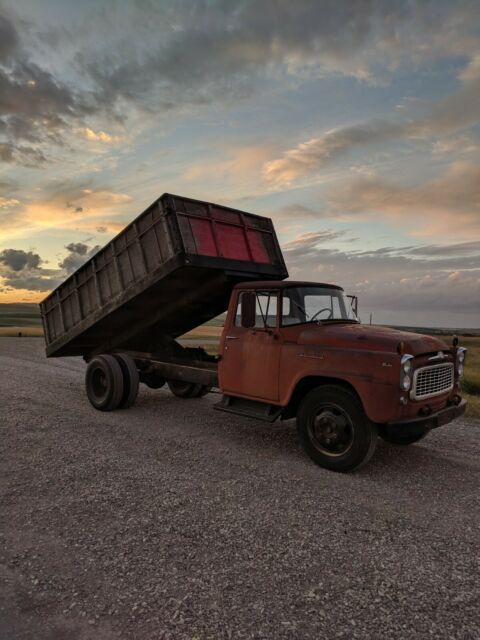 International Harvester B-160 Series 1960 image number 17