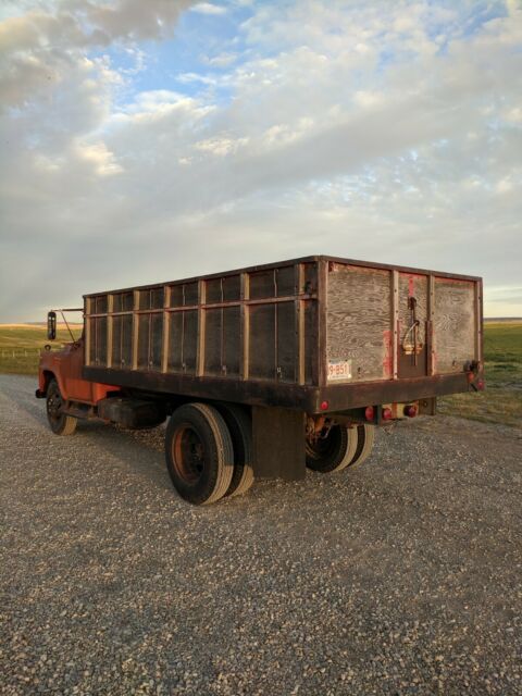 International Harvester B-160 Series 1960 image number 2