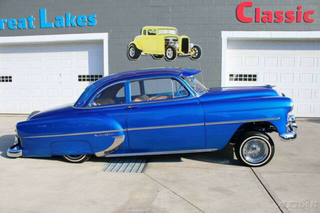 Chevrolet Bel Air/150/210 1953 image number 2