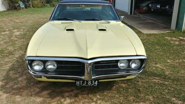 Pontiac Firebird 1968 image number 1