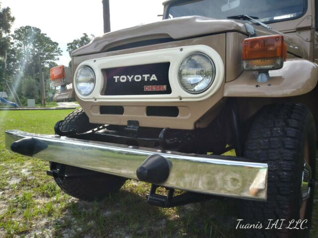 Toyota Land Cruiser 1979 image number 9