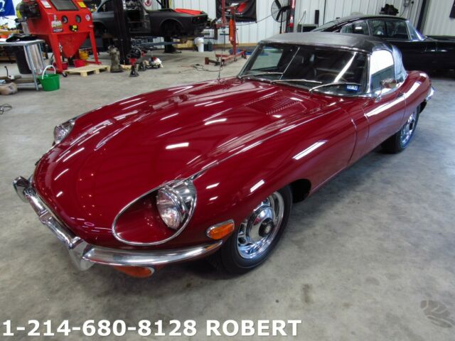 Jaguar E-Type 1969 image number 19