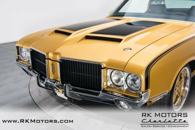 Oldsmobile Cutlass 1971 image number 37