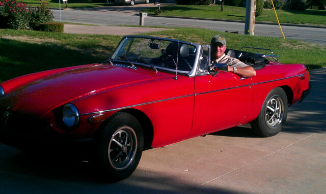 MG MGB 1979 image number 0