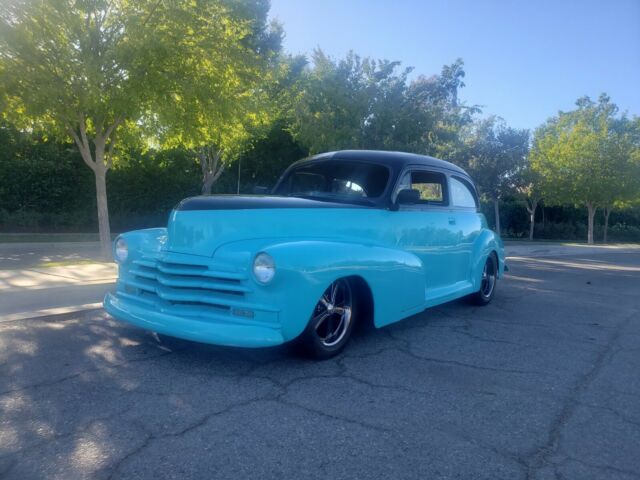 Chevrolet Fleetline 1948 image number 21