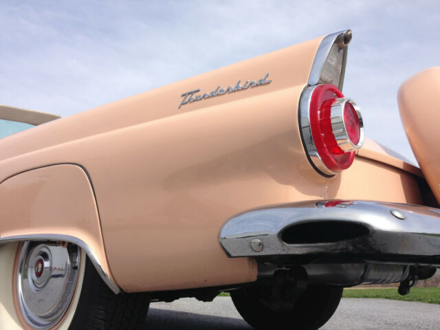 Ford Thunderbird 1956 image number 33