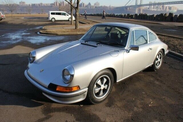 Porsche 911 1973 image number 31