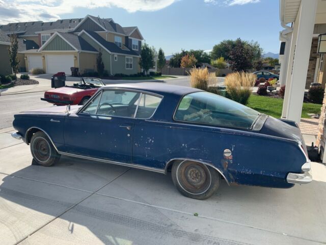 Plymouth Barracuda 1965 image number 21