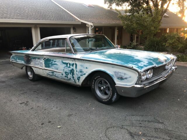 Ford Galaxie 1960 image number 32