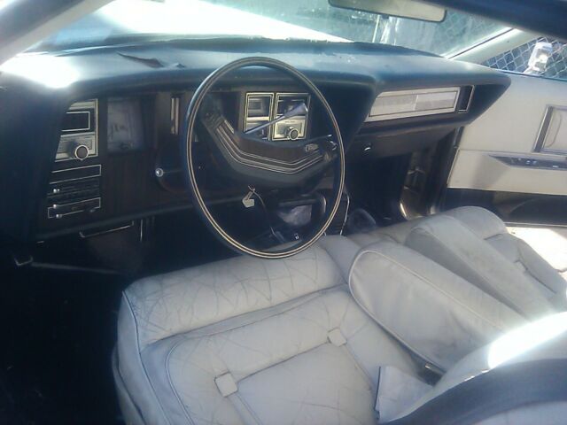 Lincoln Continental 1979 image number 1