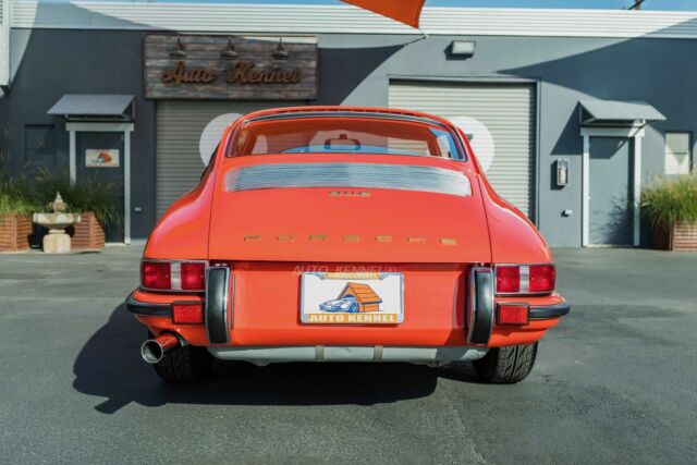 Porsche 911 1969 image number 17