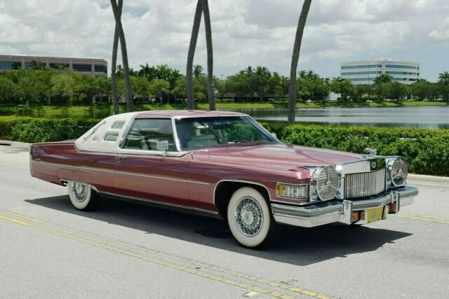 Cadillac DeVille 1975 image number 15