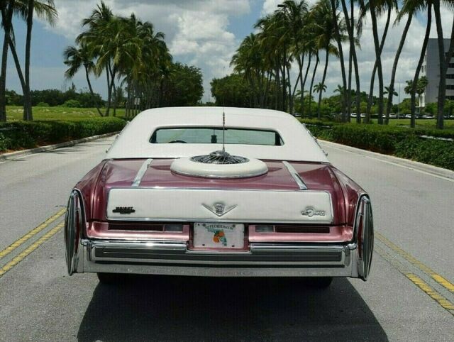 Cadillac DeVille 1975 image number 30