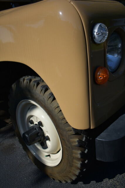 Land Rover Defender 1978 image number 29