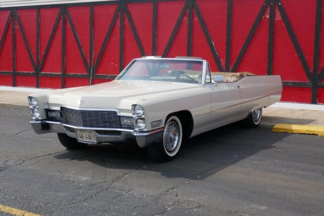 Cadillac DeVille 1968 image number 1