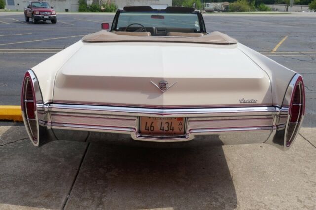 Cadillac DeVille 1968 image number 33