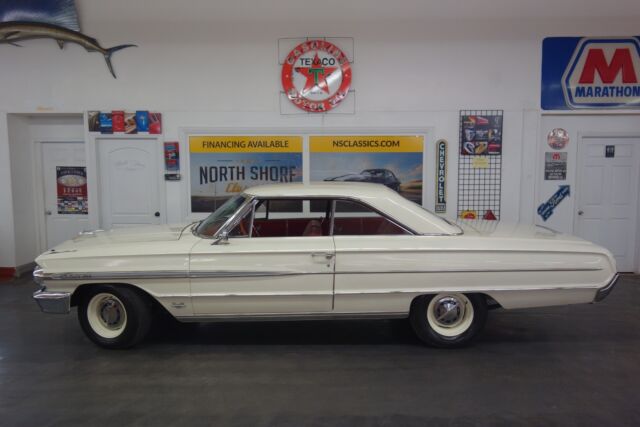 Ford Galaxie 1964 image number 2