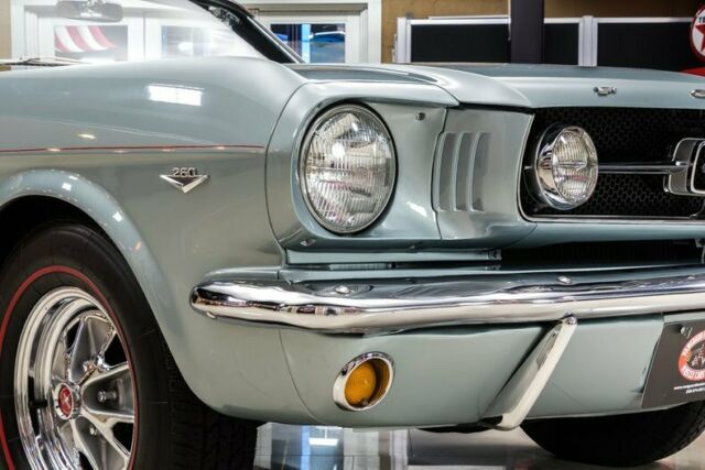 Ford Mustang 1965 image number 21